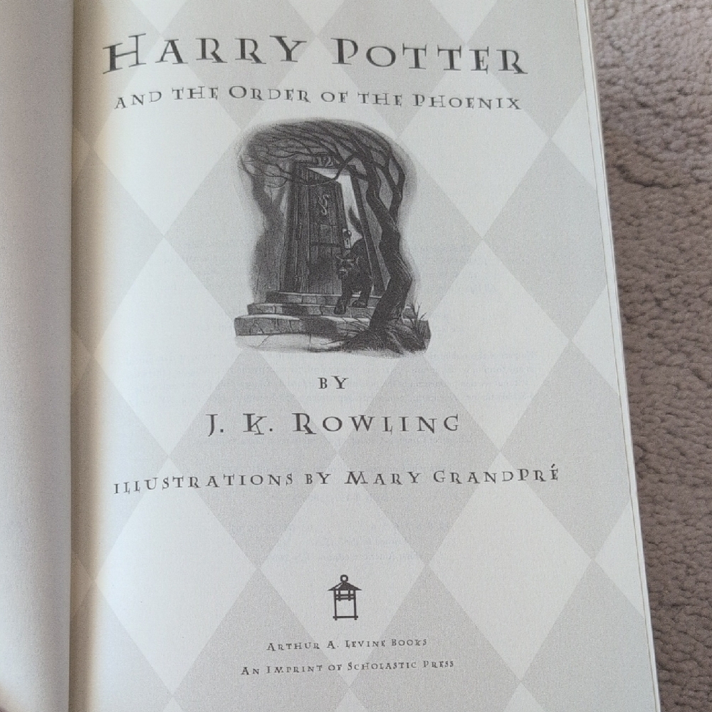 Harry Potter and the Order of the Phoenix Book